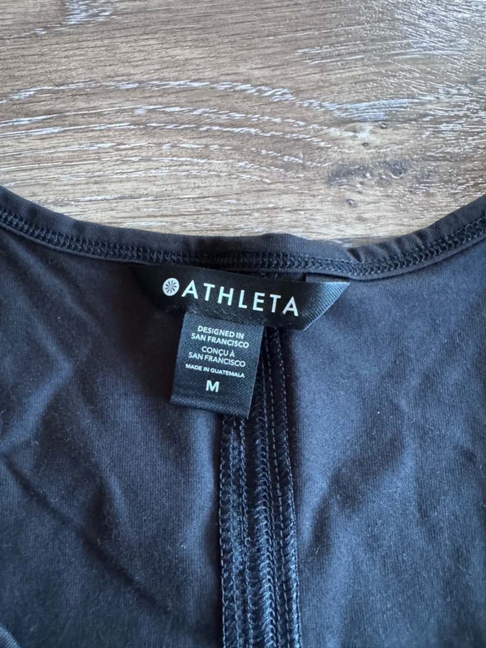 Athleta Essential Tank black - Picture 2 of 6